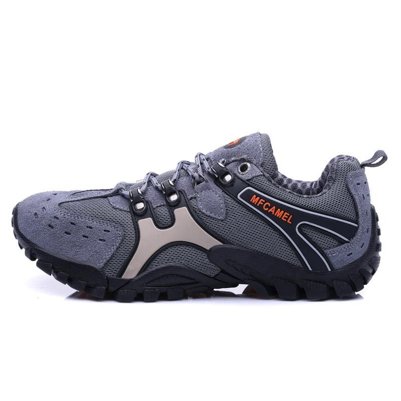 Outdoor men's hiking shoes